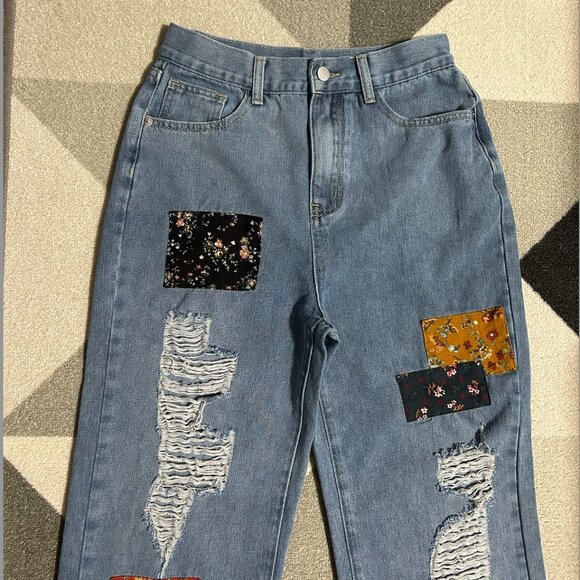 Cider Patchwork Distressed Raw Hem Cropped/Capris Jeans Women's Size M - Picture 2 of 11